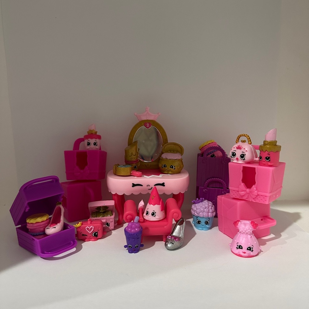 SHOPKINS LOT